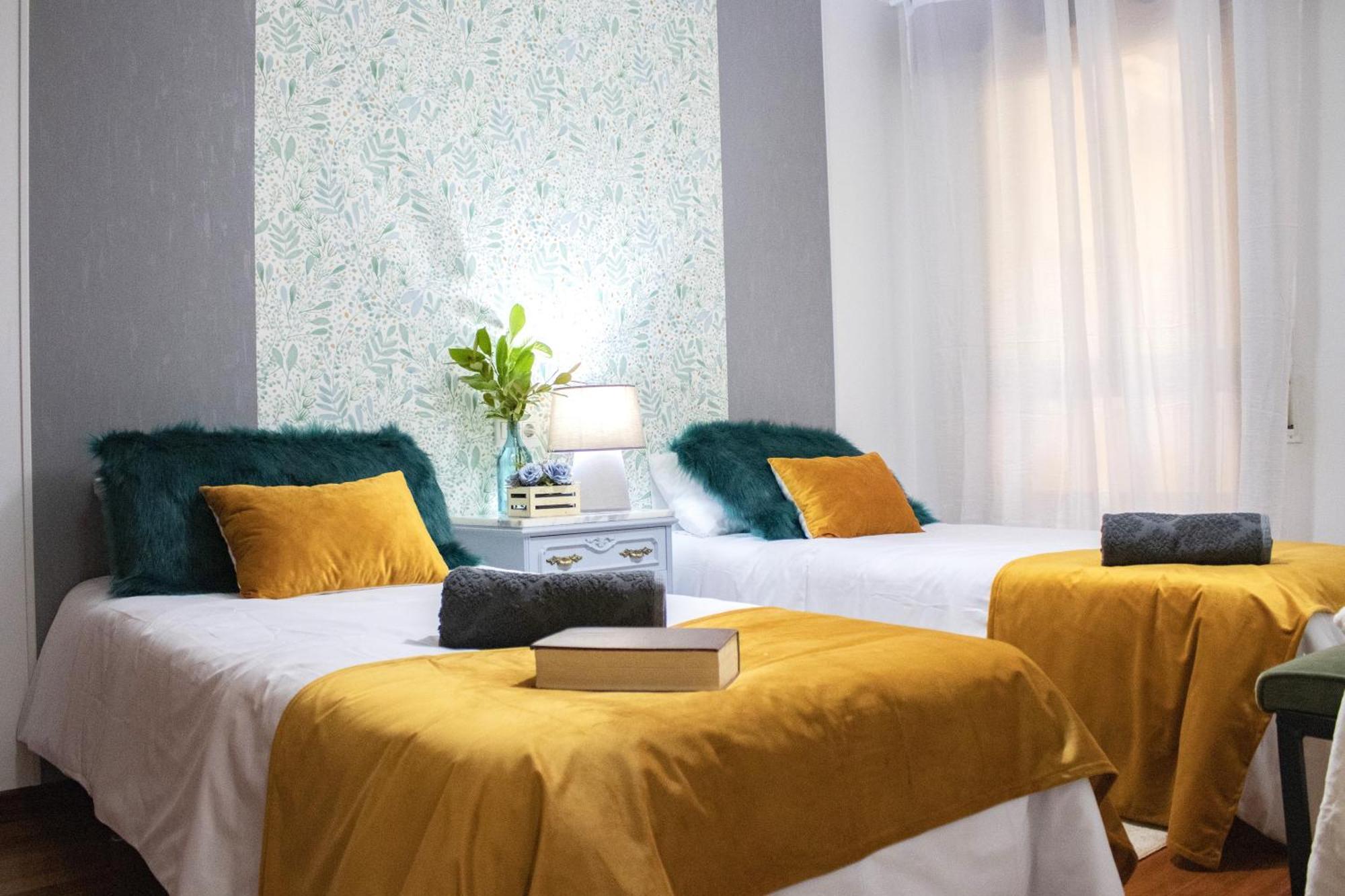 Luxury Singular Apartments Green Сантяго де Компостела Стая снимка